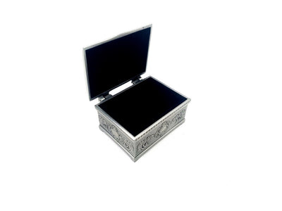 Scatola in Metallo ALBIN 2178A con Possibilità di Personalizzazione Incisa, Perfetta come Regalo - 6x5x3 cm, Design Elegante, Materiale Durevole