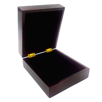 Scatola regalo in legno 14 x 16 x 6,7 cm colore ciliegia scuro con inserto in feltro e possibilità di personalizzazione tramite incisione