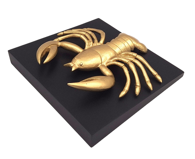 Statuetta decorativa Cancro dorata in alluminio con possibilità di personalizzazione tramite incisione - elegante regalo per ogni occasione, dimensioni 29 x 27,5 x 9 cm, base in legno nero