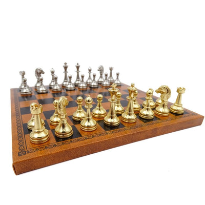 Scacchi magnetici esclusivi in metallo Italfama 18x18 cm con possibilità di incisione personalizzata – elegante regalo per ogni occasione, scacchiera marrone-nera con pezzi dorati e argentati