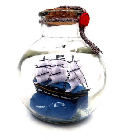 Miniatura di veliero in bottiglia con possibilità di personalizzazione tramite incisione – decorazione marina classica per regalo, 10 x 10 x 11 cm