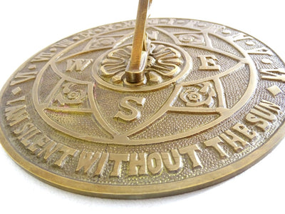 Orologio solare a fiore in ottone con possibilità di incisione personalizzata
