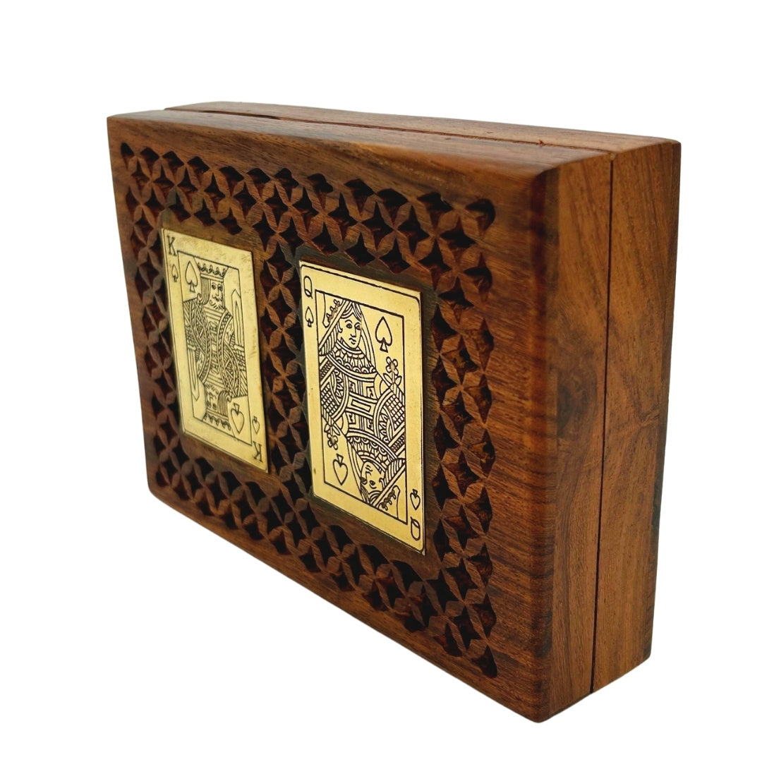 Elegante set di due mazzi di carte da gioco in scatola di legno con possibilità di personalizzazione tramite incisione