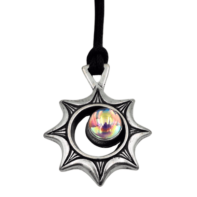 Collana Eclissi Solare con incisione – Illusione Ottica con Cristallo Ceco, Regalo Personalizzato per Viaggiatori, Zamak di alta qualità, lunghezza regolabile 45-62 cm