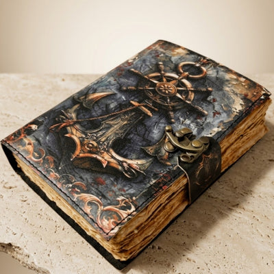 Taccuino in Pelle Retrò Marina 200 pagine con possibilità di personalizzazione tramite incisione, ideale come regalo per artisti e viaggiatori, realizzato in pelle naturale di capra, colore vintage, dimensioni 18 x 13 cm
