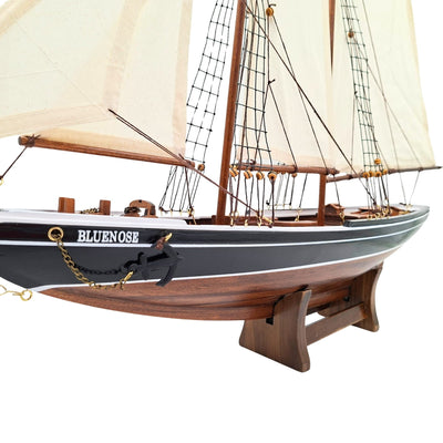 Modello di Sgusciante Bluenose 78 cm con Incisione - Elegante Decorazione Marina in Legno, Regalo per Amanti della Vela e della Storia Marittima con Vele Naturali