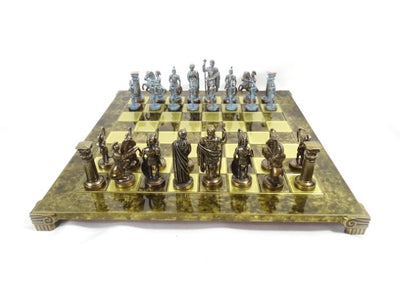 Scacchi in ottone Arcieri 44x44 cm con possibilità di personalizzazione tramite incisione - Regalo di lusso per appassionati di mitologia e strategia, pezzi fatti a mano di alta qualità