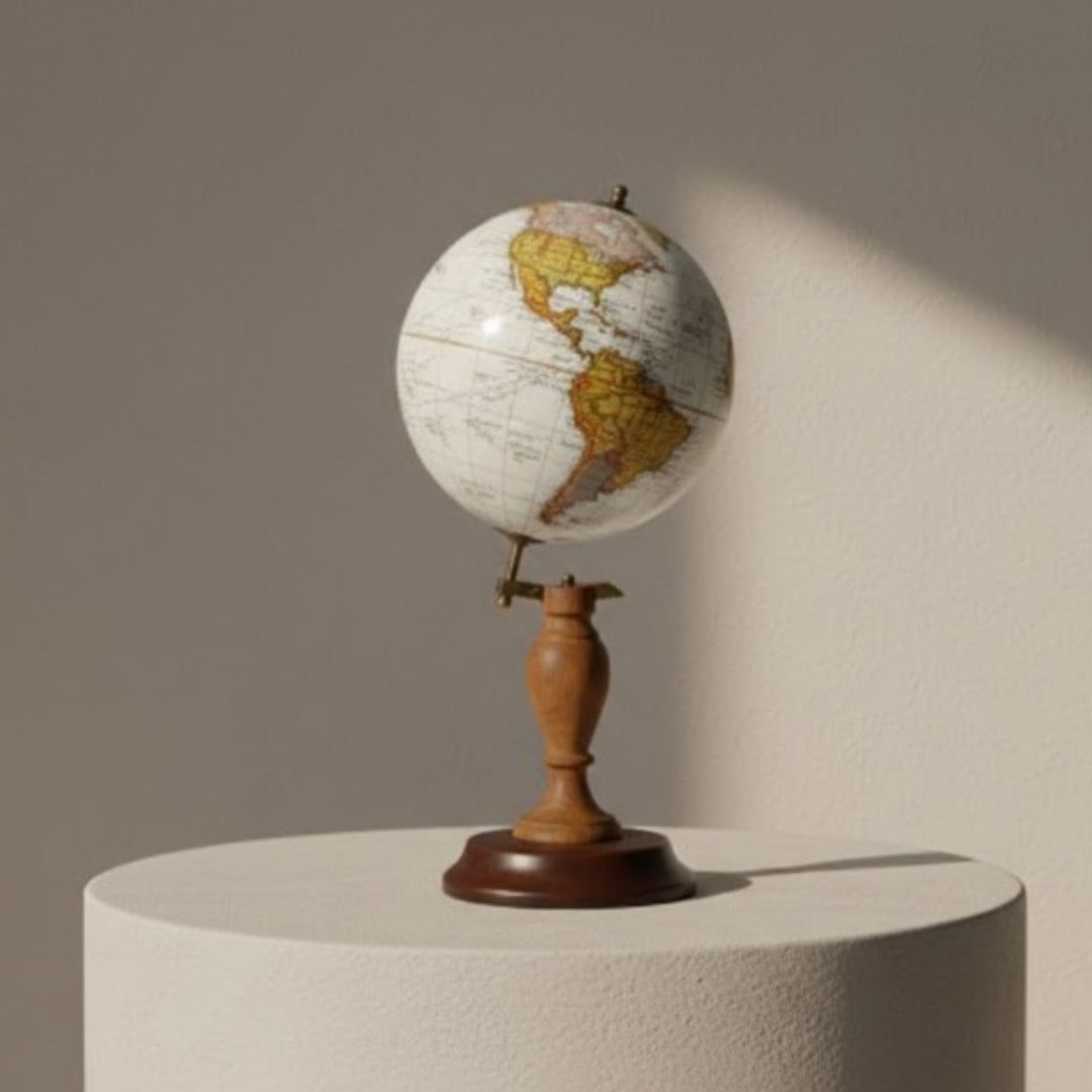 Elegante mappamondo decorativo su base in legno con possibilità di personalizzazione tramite incisione, 27 cm, marrone scuro, ideale come regalo