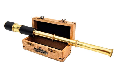 Elegante cannocchiale nautico rétro in ottone con possibilità di personalizzazione tramite incisione, in un cofanetto di legno