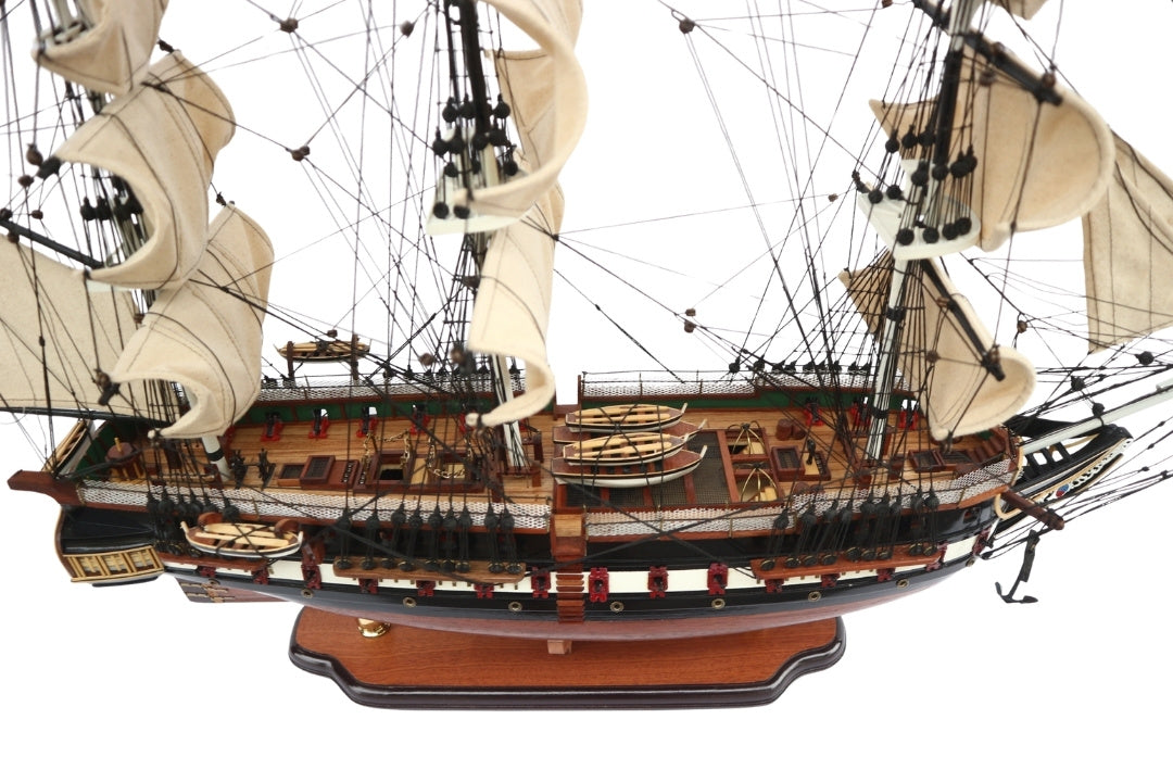 Grande modello esclusivo del veliero USS Constitution da 100 cm con possibilità di personalizzazione tramite incisione