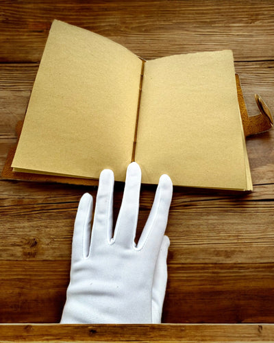 Taccuino Premium "RetroNotes" – Elegante taccuino in Vera Pelle - 200 pagine, 120g, taccuino, album da disegno, colore marrone, personalizzazione con incisione