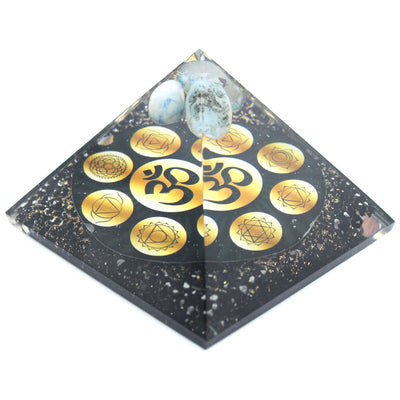 Piramide di Orgone Midnight Om Chakra