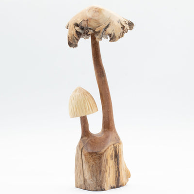 Scultura artigianale in legno parassita
