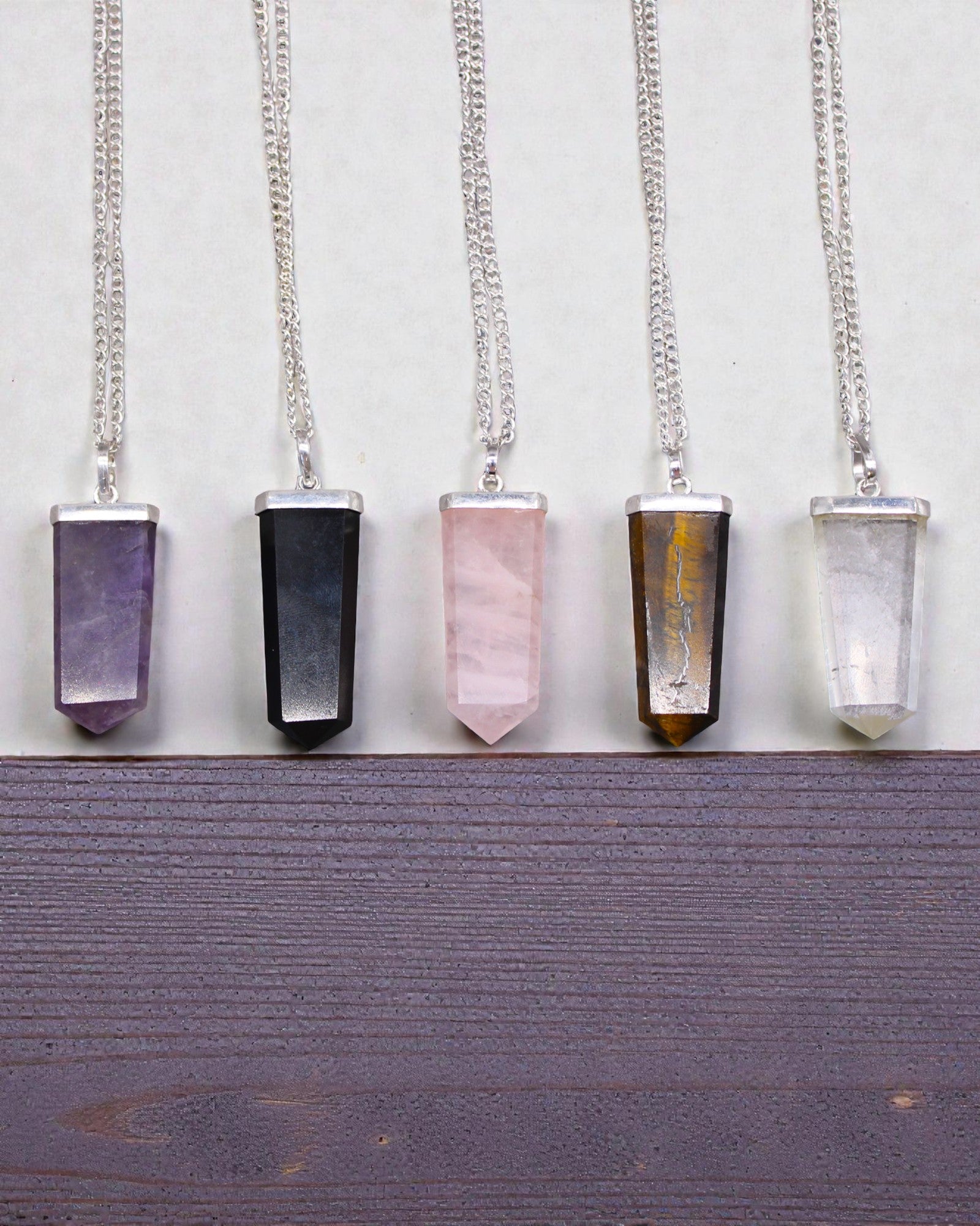 Crystal Ray – Pendente piatto in cristallo di rocca con taglio a cristallo