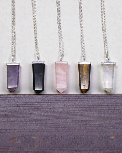 Crystal Ray – Pendente piatto in cristallo di rocca con taglio a cristallo