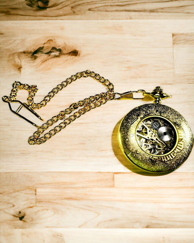 Orologio da Tasca Retrò Intagliato con Meccanismo a Carica Manuale, colore Oro con Scala Romana e Quadrante Luminoso, Stile Vintage