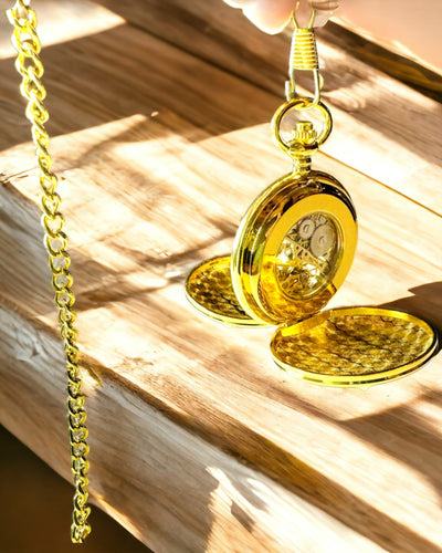 Orologio da Tasca Meccanico Classico con Doppio Coperchio, Manuale, Colore Oro, con Incisione