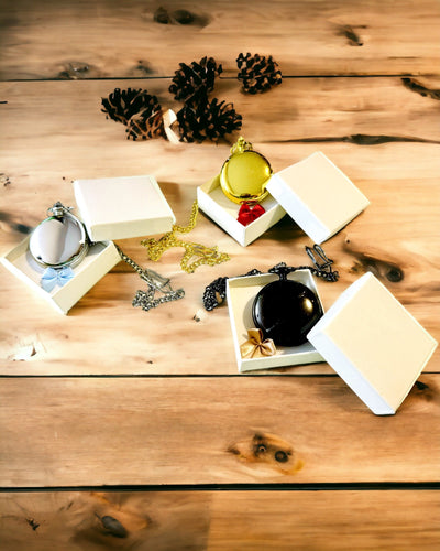 Orologio da Tasca Meccanico Classico con Doppio Coperchio, Manuale, Colore Oro, con Incisione