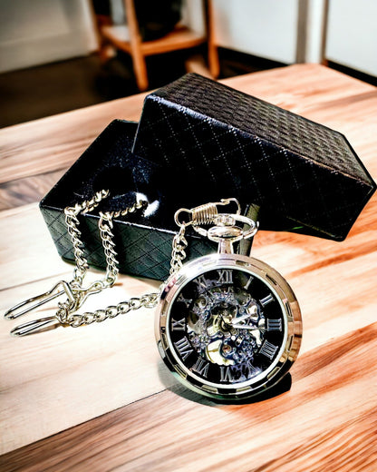 Orologio da Tasca Meccanico Esclusivo in Stile Retrò, Impermeabile - Eleganza per Ogni Occasione, con incisione
