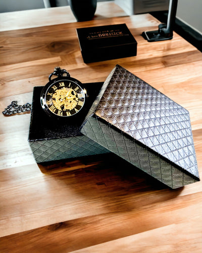 Orologio da Tasca Meccanico in Stile Retrò, Impermeabile, Semiautomatico - colore Nero - Ideale come Regalo, incisione