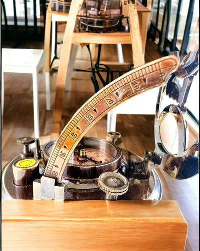 Antico Compasso di Navigazione Premium con Possibilità di Incisione – Fatto a Mano