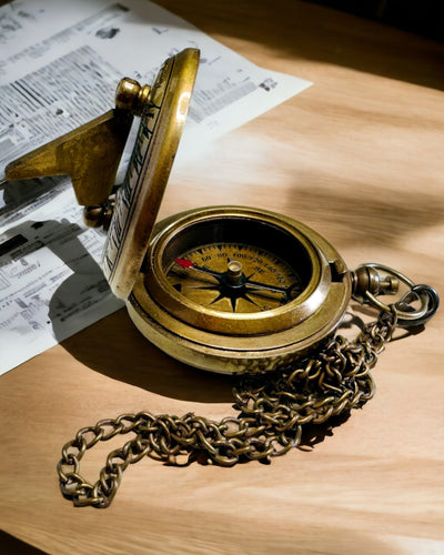 Bussola da Viaggio con incisione, personalizzazione – Artigianato degli Artigiani Indiani