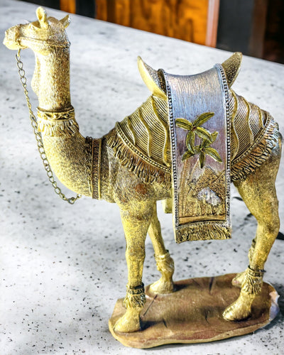 Statuetta Viandante del Deserto Decorativo Cammello in Resina con Possibilità di Incisione