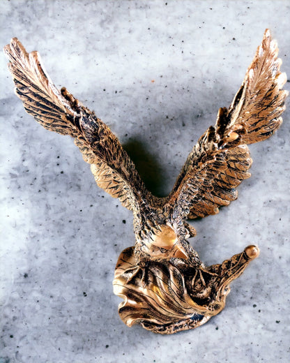 "Władca Wiatrów" - Scultura Retrò di Aquila in Stile Vintage con Opzione di Incisione