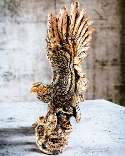 "Władca Wiatrów" - Scultura Retrò di Aquila in Stile Vintage con Opzione di Incisione