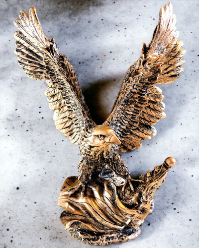 "Władca Wiatrów" - Scultura Retrò di Aquila in Stile Vintage con Opzione di Incisione