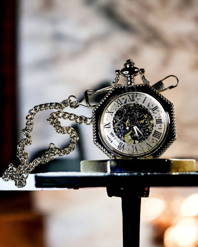 Orologio da Tasca Meccanico Ottagonale Classico in Argento con Quadrante Scheletrato in Stile Steampunk