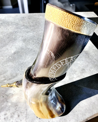 Tazza Corno "Viking Valor" - Incisa a Mano, Qualità Premium - 4 varianti disponibili