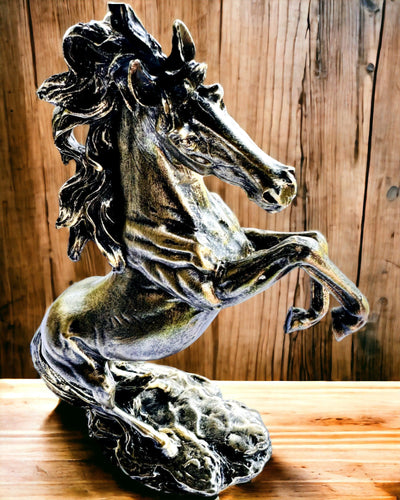 Noblesse - Statua, Scultura di Cavallo in Movimento - possibilità di personalizzazione con incisione per regalo