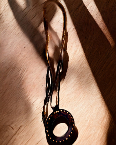 Lente d'ingrandimento indiana Artefatto, in pelle, fatto a mano - possibilità di personalizzazione con incisione