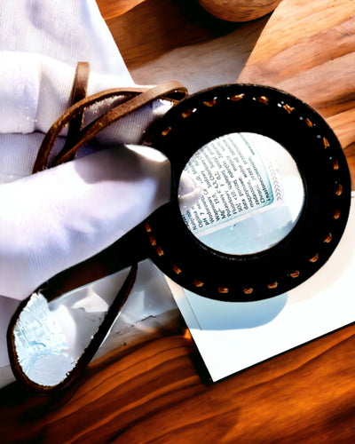 Lente d'ingrandimento indiana Artefatto, in pelle, fatto a mano - possibilità di personalizzazione con incisione