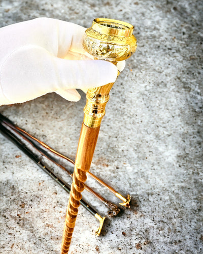 Kompasso Brown - Bastone da passeggio - Legno Intagliato a Mano - Edizione Esclusiva con Possibilità di Incisione