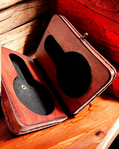 Astuccio del Comandante – Etui Realizzato a Mano per Orologio da Tasca o Bussola con Possibilità di Personalizzazione