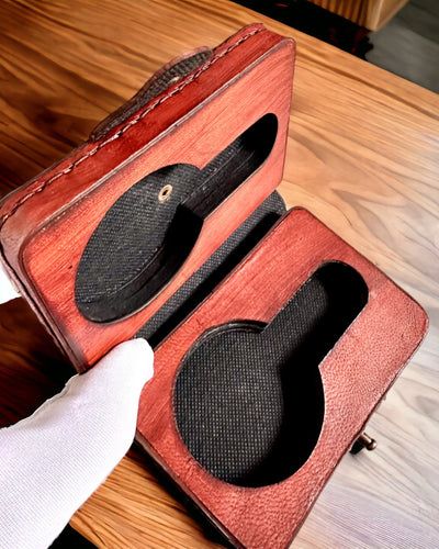 Astuccio del Comandante – Etui Realizzato a Mano per Orologio da Tasca o Bussola con Possibilità di Personalizzazione