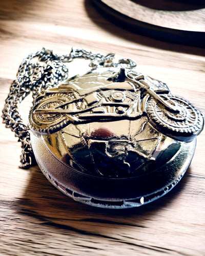 Elegante Orologio da Tasca Passione per la Motocicletta, possibilità di personalizzazione con incisione