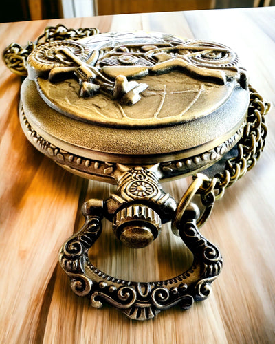 Orologio da Tasca "Motociclista Elegante" – Incisione