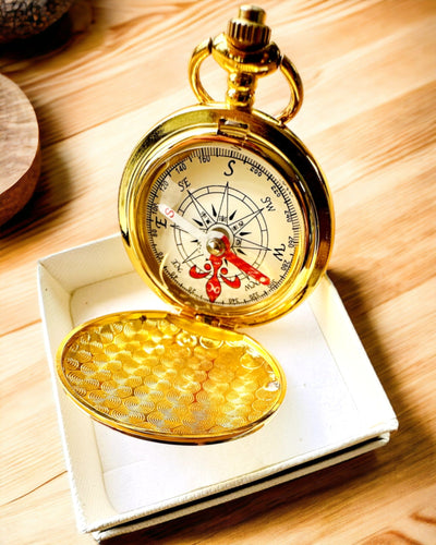 Bussola Wędrowiec con Opzione di Incisione - colore oro