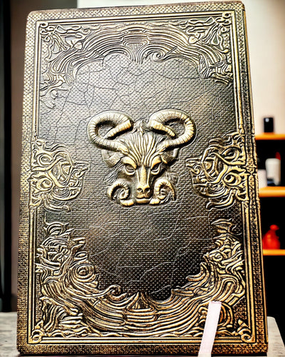 Magic Notes, taccuino "Boski Byk" - Cartoleria Elegante e Unica, personalizzazione con incisione