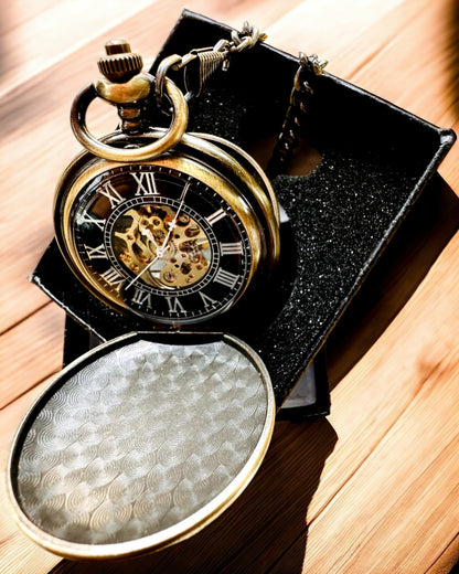 Orologio da tasca classico "Vintage Elegance", colore oro, possibilità di personalizzazione con incisione