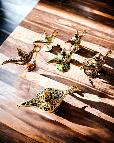 Piccola Lampada Magica di Aladino da 4 cm, portachiavi, 6 varianti di colore - Ricordi Incantati, personalizzazione con incisione