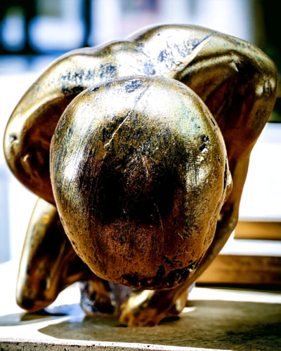 Pensatore Dorato - Statuetta in resina, personalizzazione con incisione