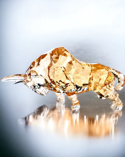 Statua "Złoty Byk" in resina, design trasparente, possibilità di personalizzazione