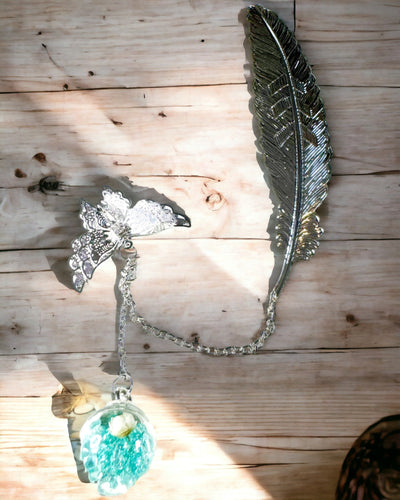 Segnalibro Creativo in Stile Retrò con Motivo di Piuma e Farfalla – Elegante Regalo Promozionale, Colore Argento/Blu