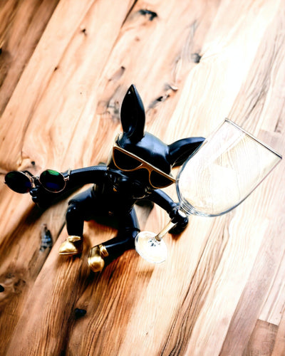 Figura esclusiva "Bulldog Elegante", colore nero, supporto per bicchiere di vino o champagne, personalizzazione con incisione