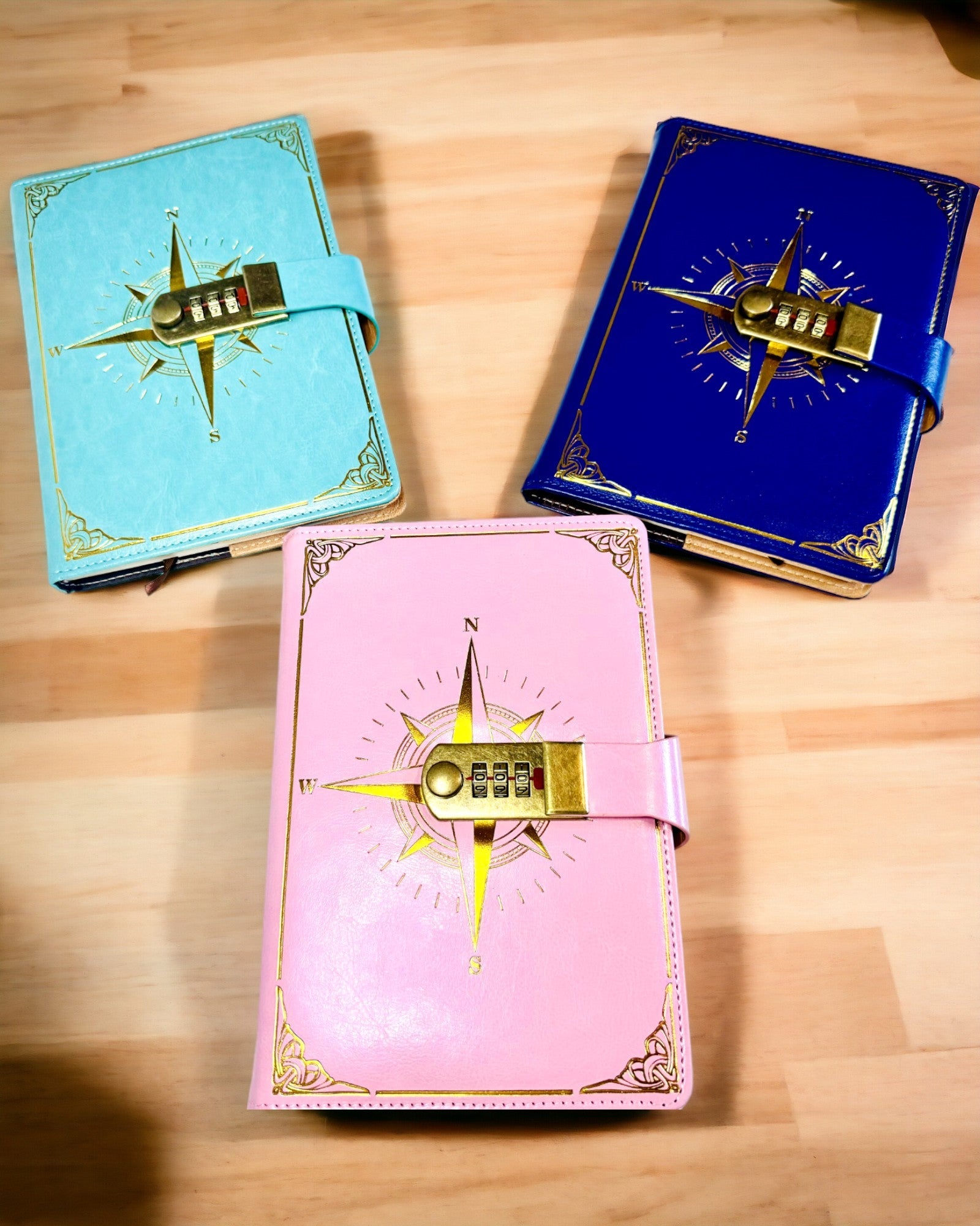 Taccuino Premium con Lucchetto a Combinazione A5 - Stile Vintage con Bussola, Design Giapponese, Articoli di Cancelleria per Studenti e Business. Personalizzazione con Incisione