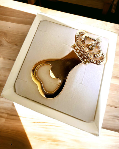 Apribottiglie Corona del Re - colore dorato, possibilità di personalizzazione con incisione